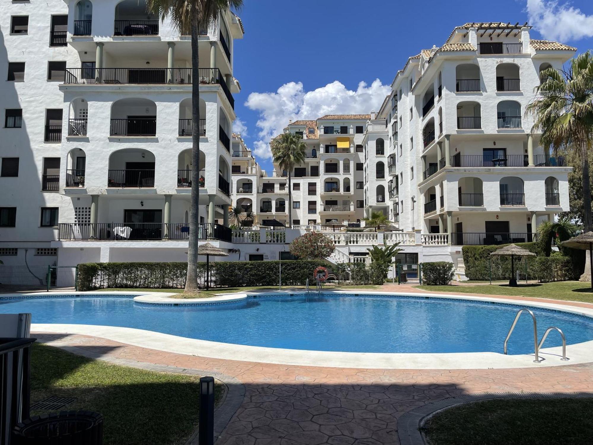 Apartamento En Marina Duquesa Castillo de Sabinillas Exterior photo