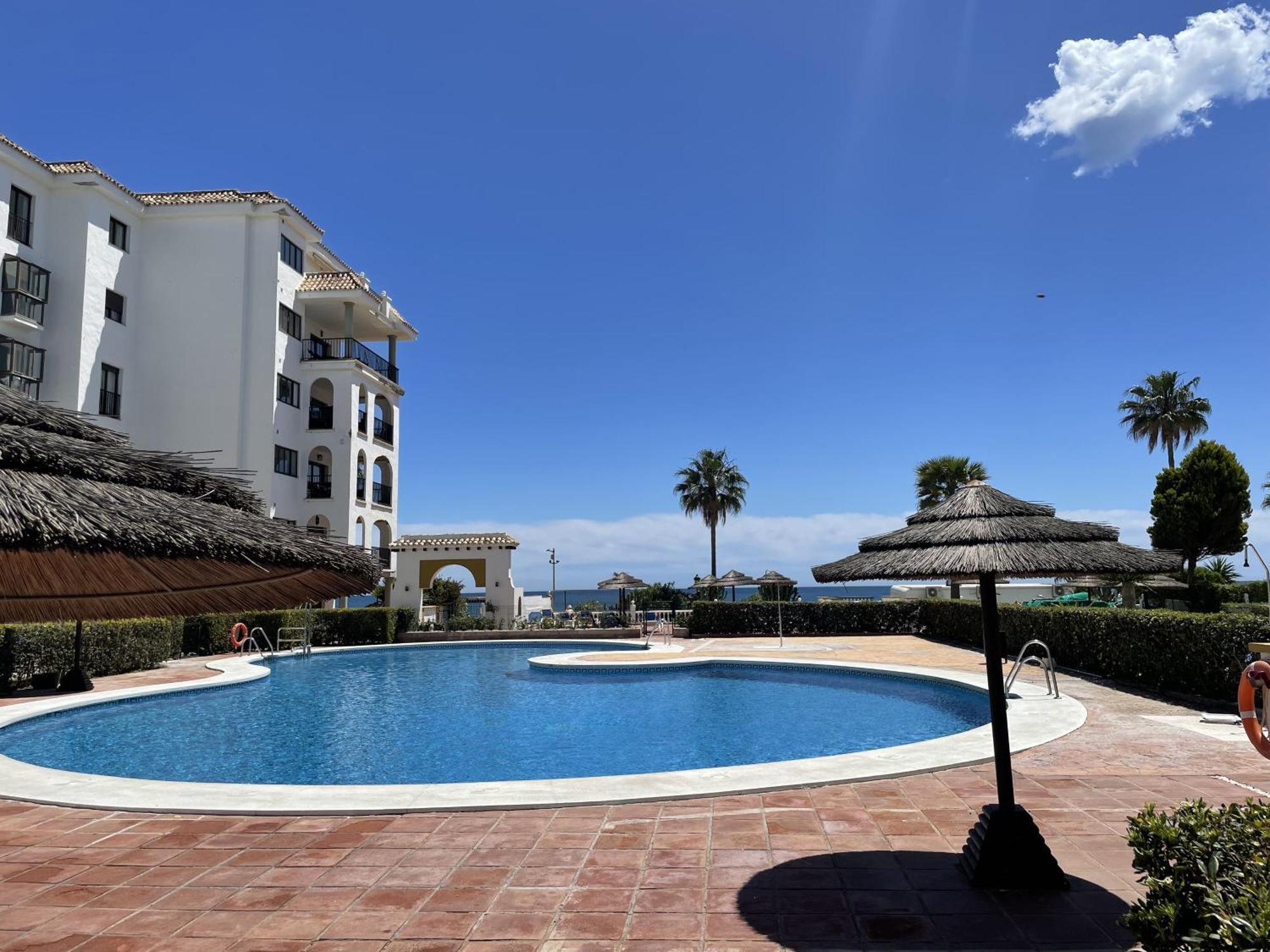 Apartamento En Marina Duquesa Castillo de Sabinillas Exterior photo